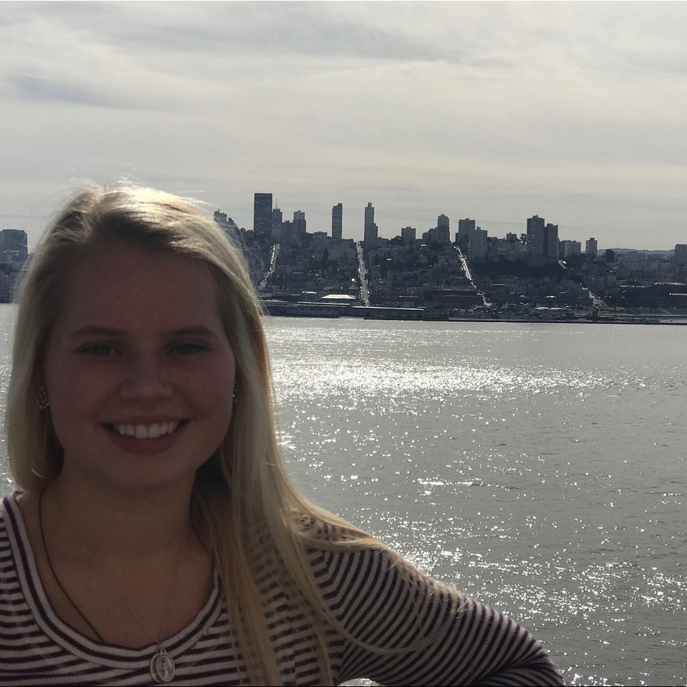 Meet your Posher, Madeleine